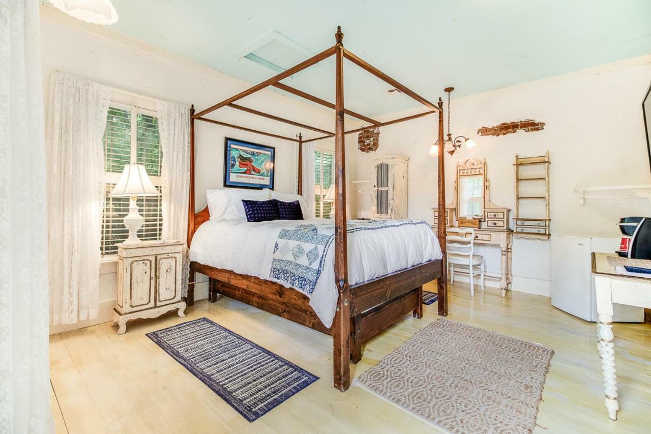 T'Frere'S Bed & Breakfast Lafayette Εξωτερικό φωτογραφία